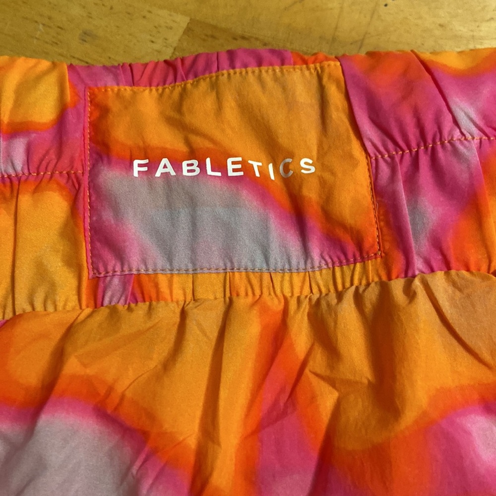 Fabletics shorts - Picture 4 of 4